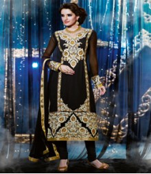 Saara Black coloured Semi Stitched Salwar Kameez