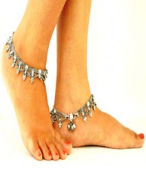 The German Silver Kundan Anklets with Antique Finish FSNV11